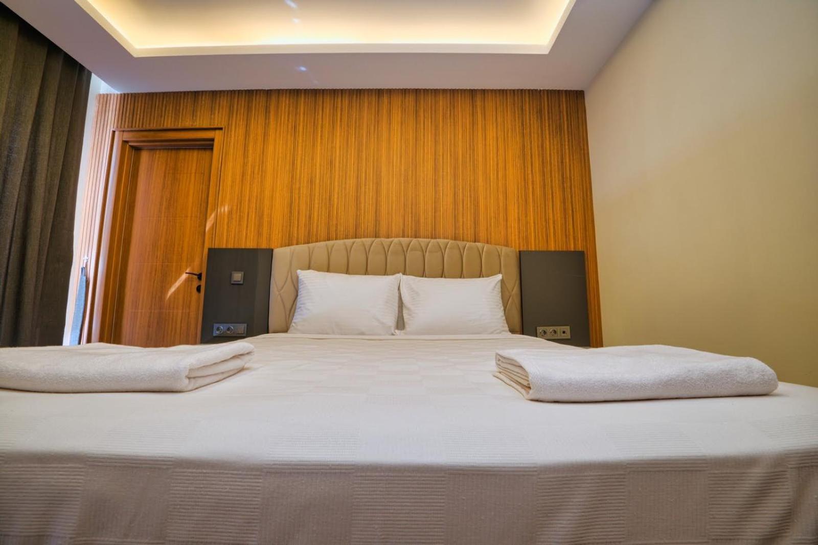 Laristone Suite Spa Hotel Aksu  Exterior photo