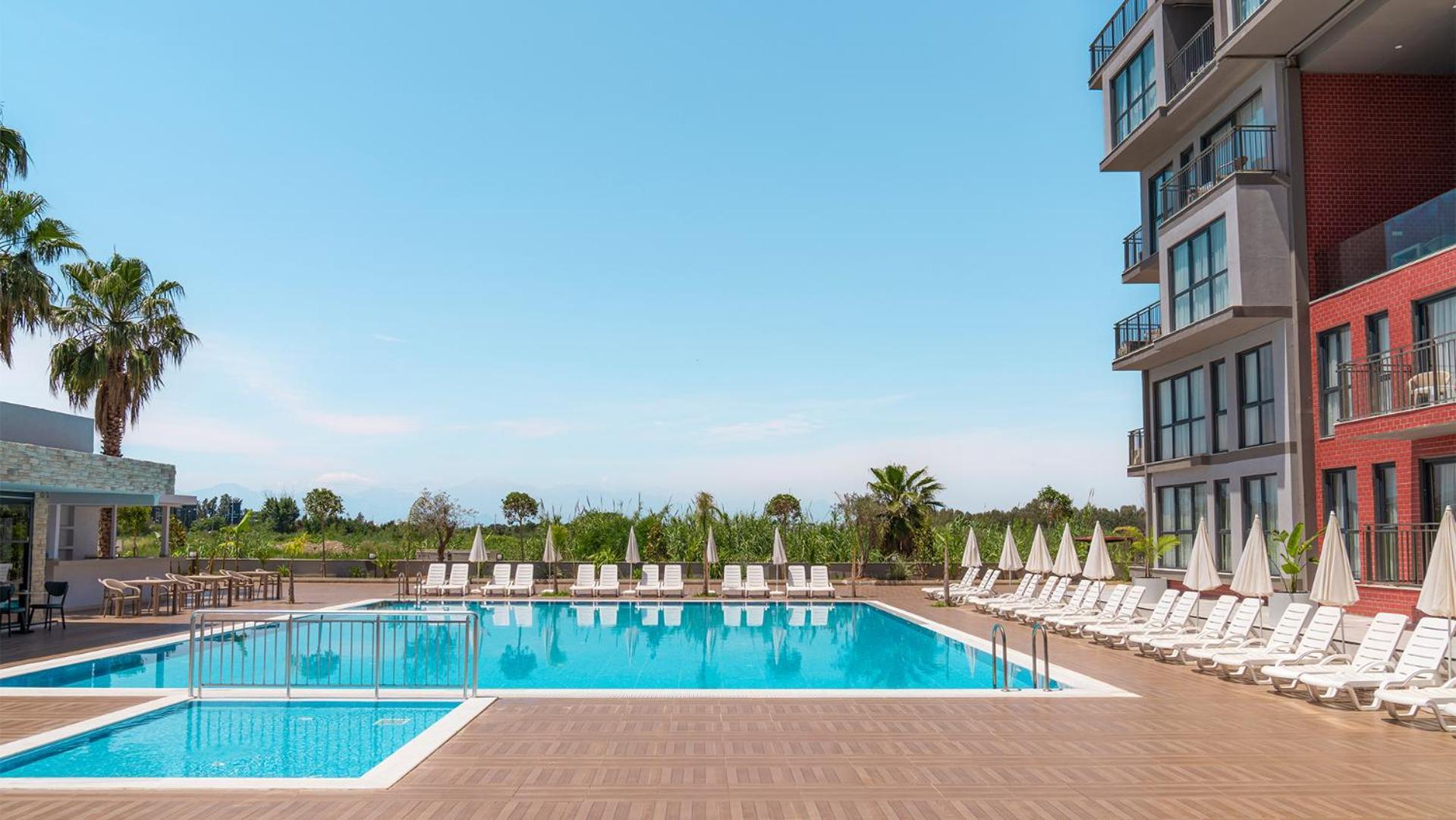 Laristone Suite Spa Hotel Aksu  Exterior photo