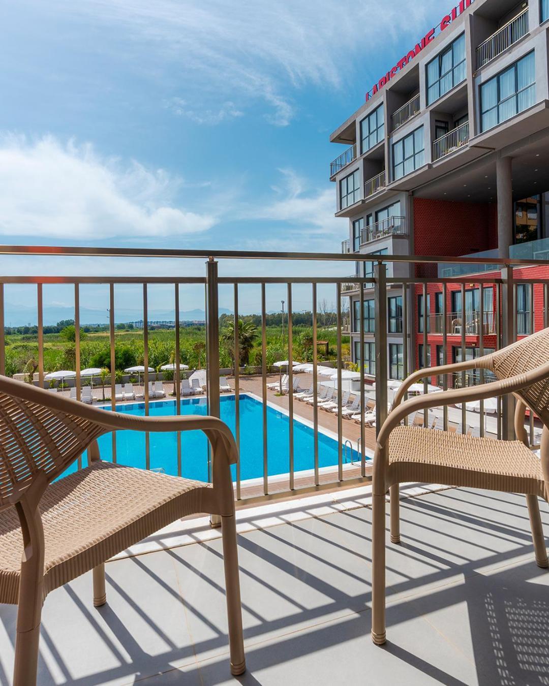Laristone Suite Spa Hotel Aksu  Exterior photo